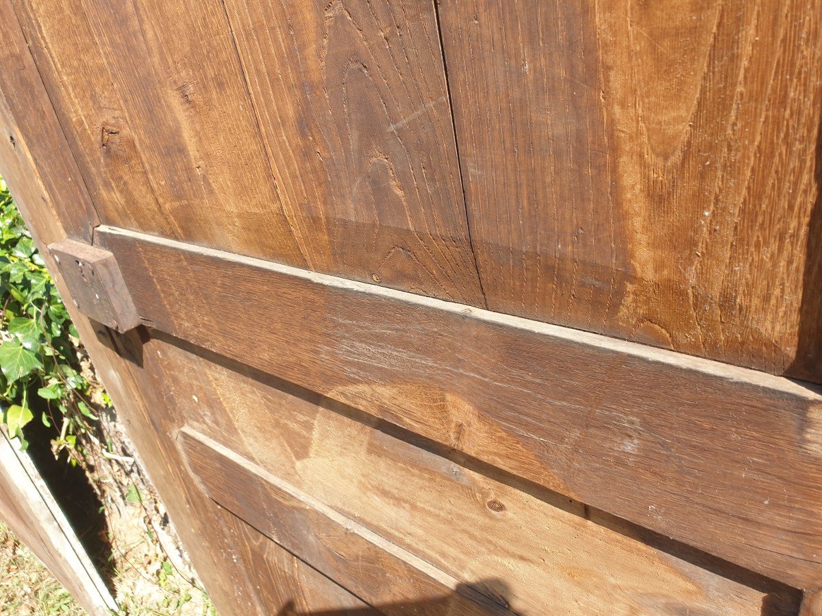 Pair Of Twin Attic Doors From A Hotel Dating From 1825, With Their Frames-photo-1