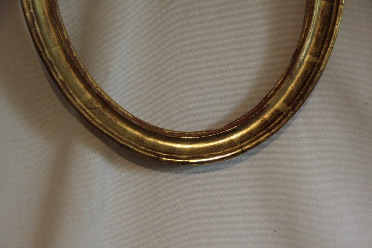 Small Oval Frame With Gold Leaf-photo-4