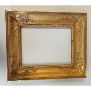 Small 19th Century Frame With Golden Leaf Palmettes