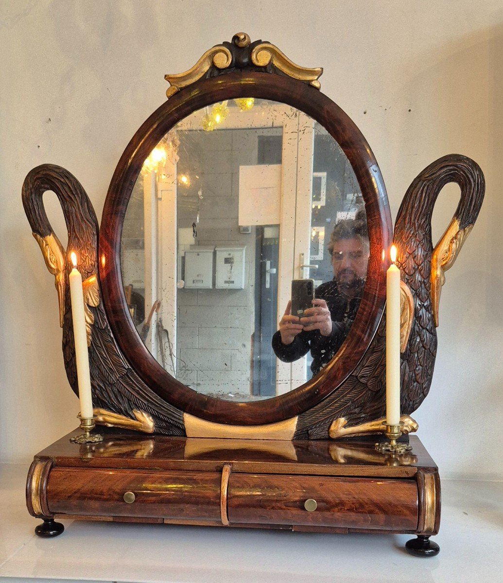 Mahogany Dressing Table, Swan Ornament And Bronze Bojour-photo-1