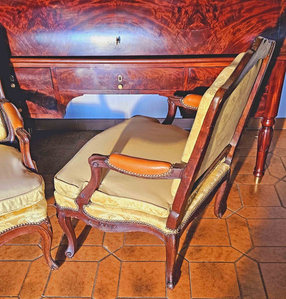 Fauteuils Et Chaises à La Reine époque Louis XV-photo-1