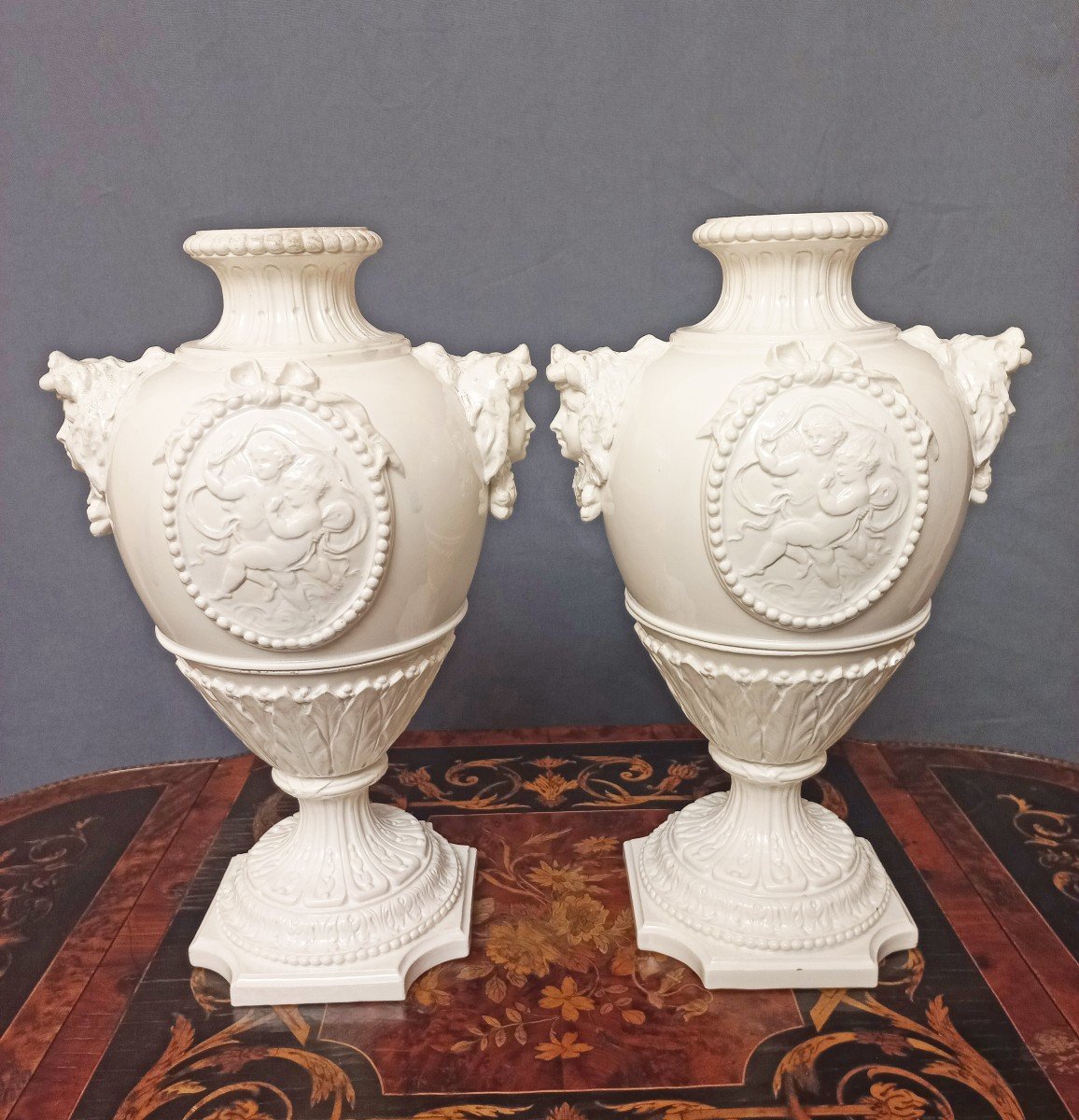 Paire De Vases St Louis XVI En Faïence Emaillée XIXe