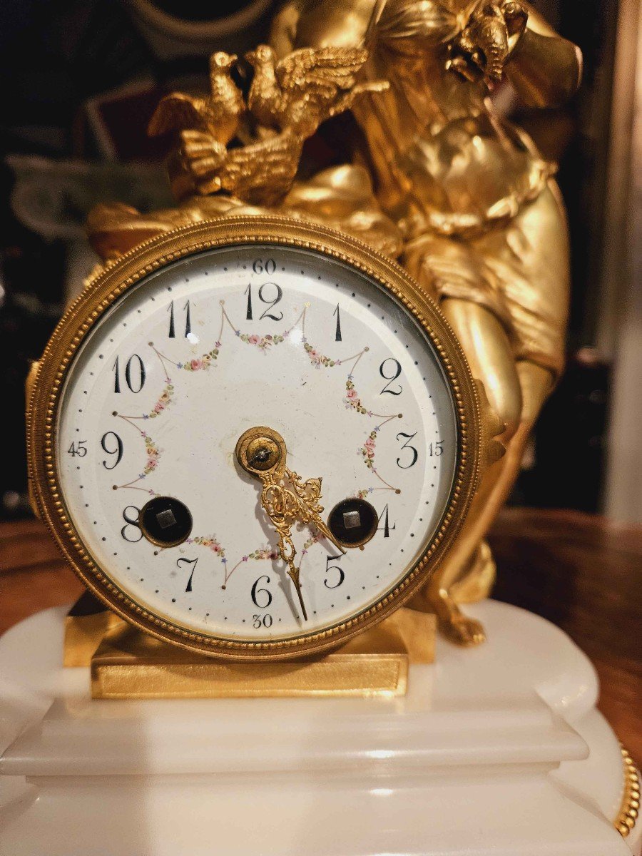 Louis XVI Style Gilt Bronze And White Marble Clock-photo-3