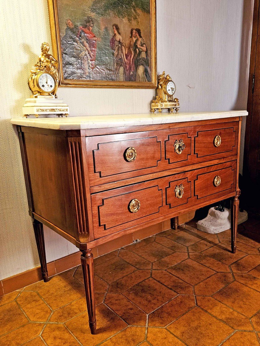 Louis XVI Period Sauteuse Chest Of Drawers In Mahogany With Ebony Marquetry-photo-7