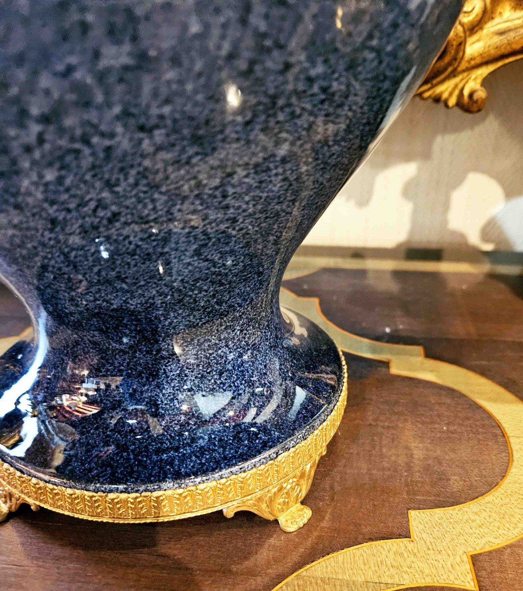 Grand Vase En Faïence Bleu Moucheté Et Bronze Doré Fin XIXème-photo-7