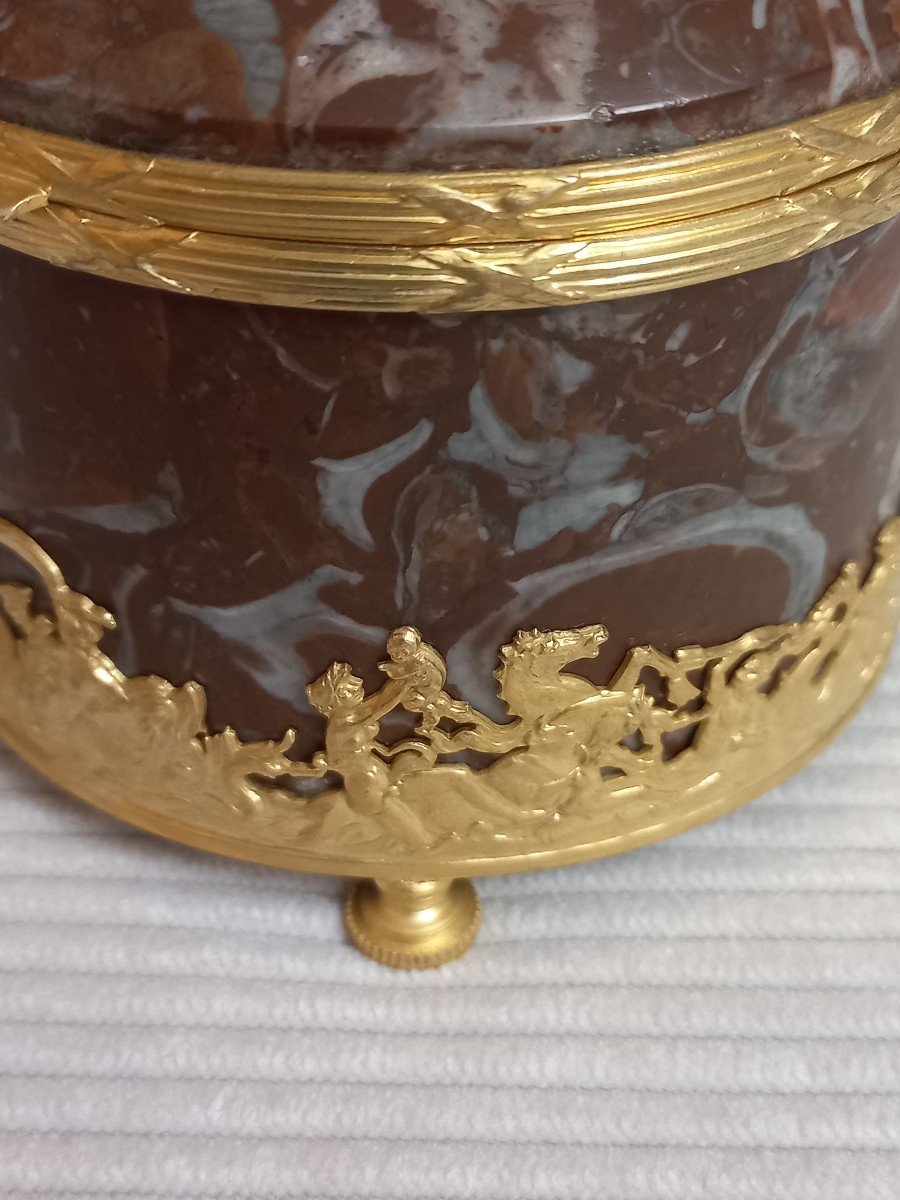 Red Marble And Gilt Bronze Box-photo-4