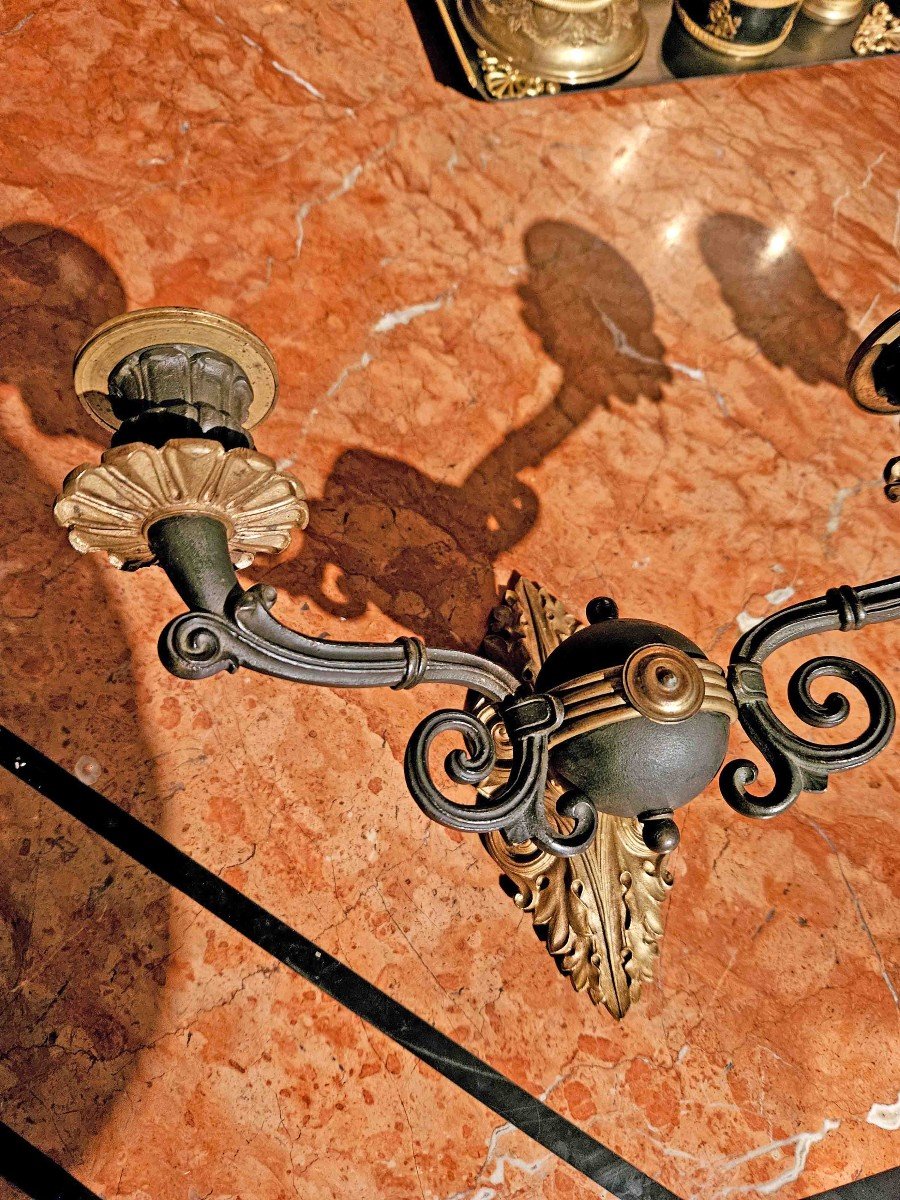 Pair Of Ep Restoration Bronze Double Patina Wall Lights-photo-4