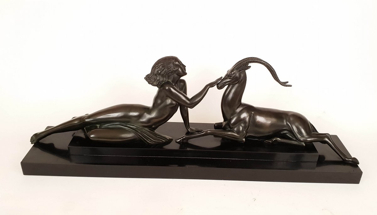 Art Deco Sculpture -photo-1