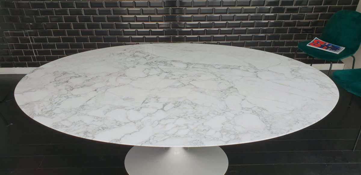 Knoll Saarinen Oval Table White Marble-photo-2