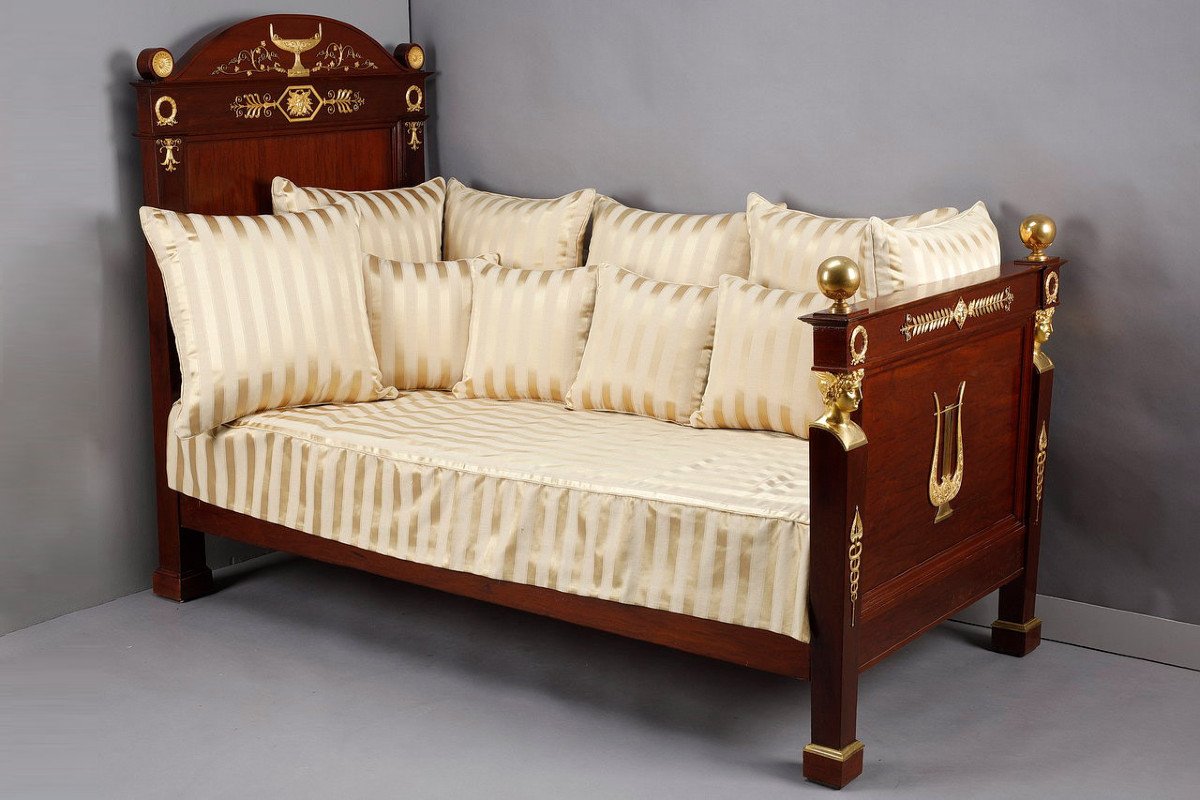 Empire Period Mahogany Sofa Bed Decorated With Lyre And Bust Of Mercury, 19th-photo-4