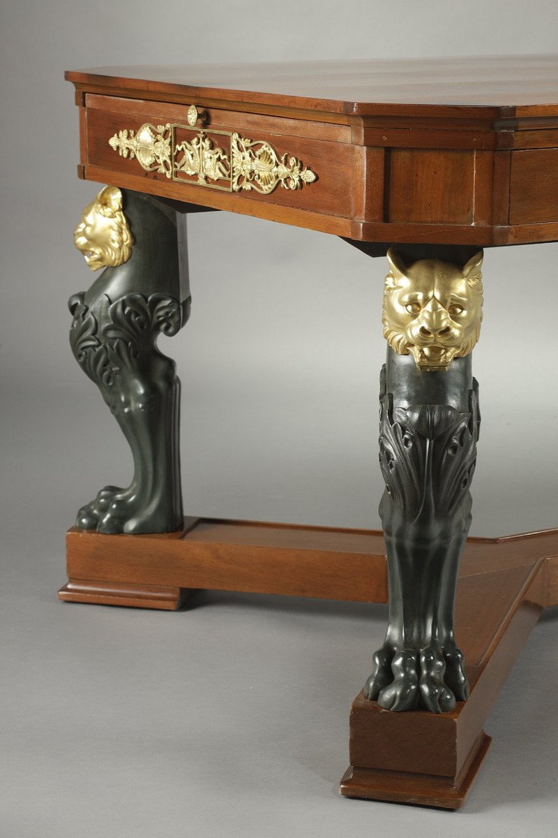 Table de milieu en acajou et bronze, de style "Retour d'Egypte", 19ème-photo-2