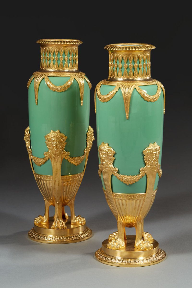 Pair Of Vases In Jade Green Opaline And Golden Brass From The End Of The XIXth Century-photo-3