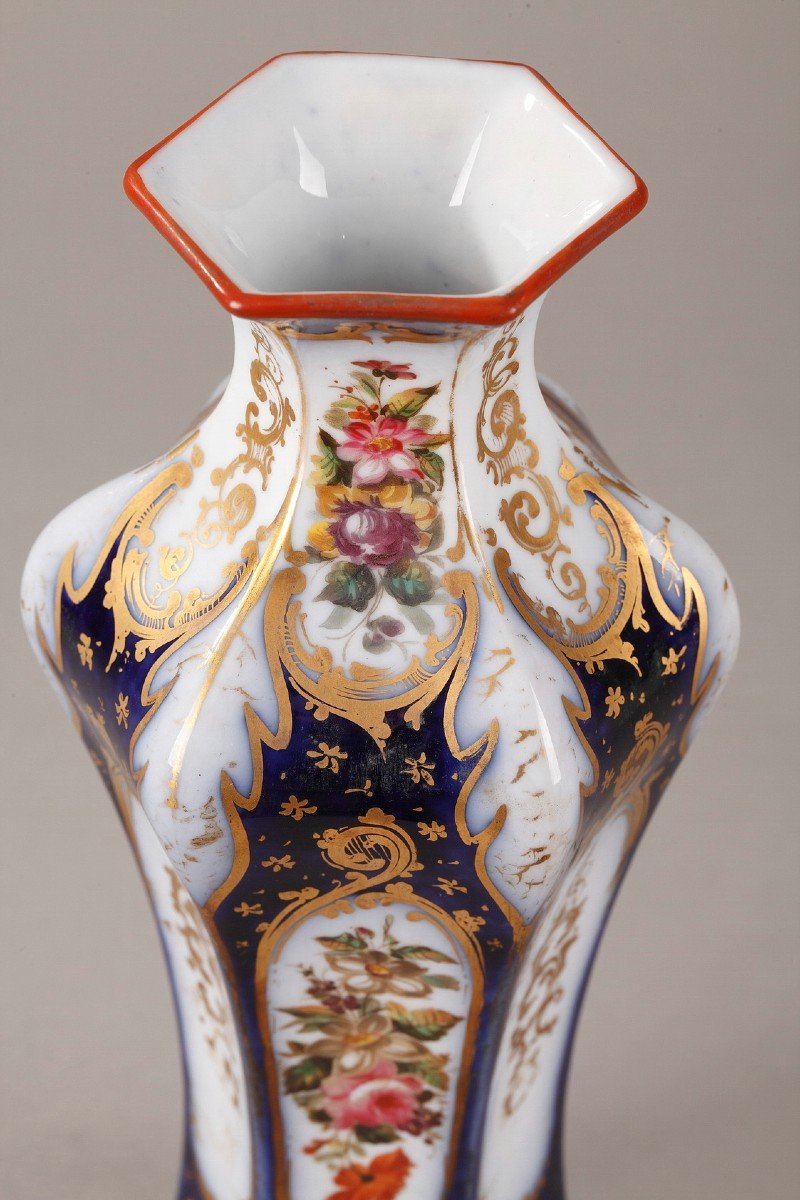 Paire De Vases Napoléon III En Porcelaine-photo-1