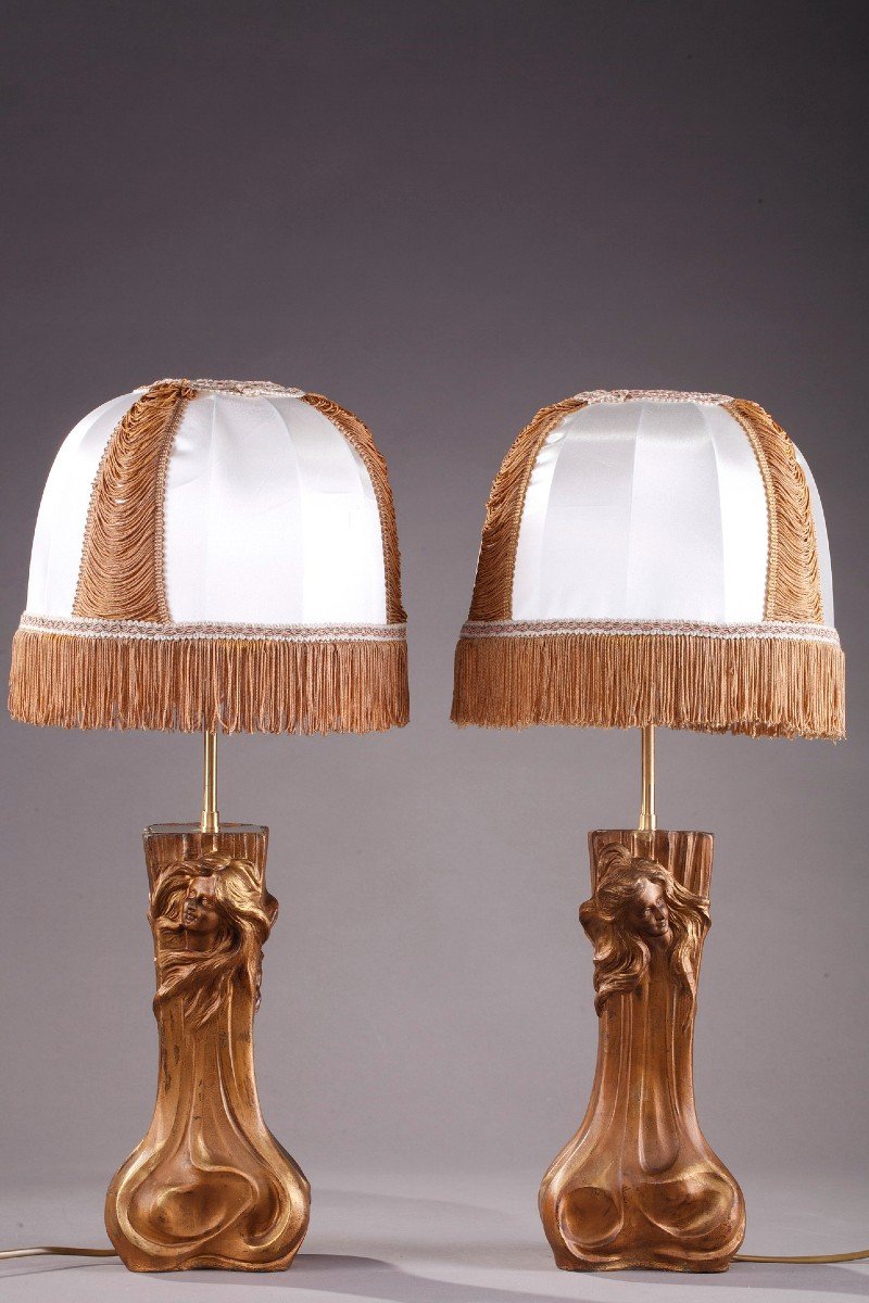 Deux Vases Art Nouveau "aux Nymphes" Montés En Lampes De Chevet 