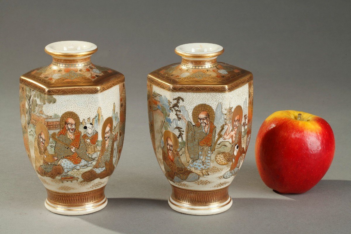 Paire De Petits Vases Satsuma En Porcelaine, Japon 20ème Siècle-photo-2