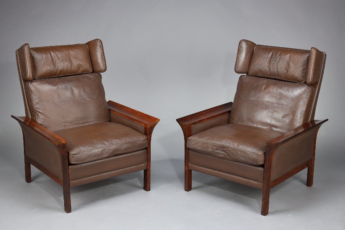 Rosewood Living Room Furniture Set Consisting Of A Sofa And A Pair Of Leather Armchairs-photo-3