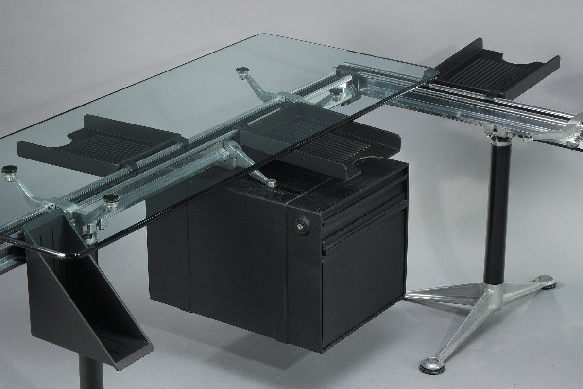 Important Desk By Bruce Burdick (1933-2021) For Herman Miller Publisher-photo-1