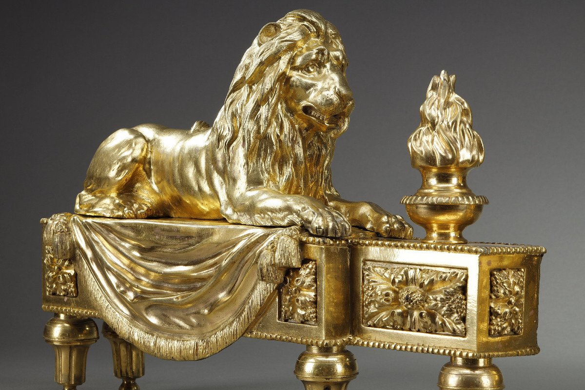 Pair Of Andirons With Lions In Chiseled And Gilded Bronze-photo-1