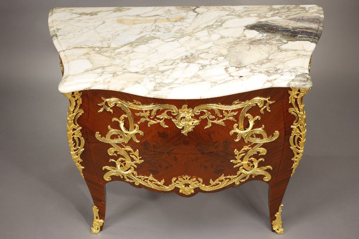 Louis XV Style Curved Commode With Marquetry And Gilt Bronze Decor-photo-1