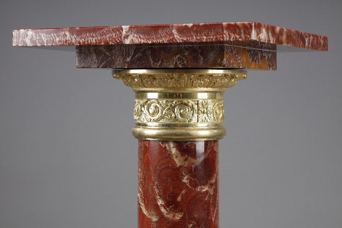 Red Marble Column With Gilt Bronze Decor-photo-1