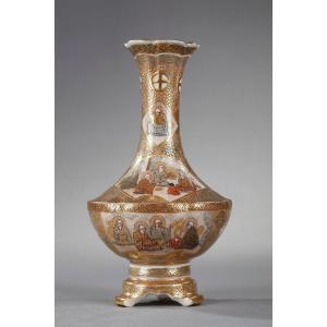 Small Tripod Satsuma Vase Decorated With The 18 Luohans, 19th Century
