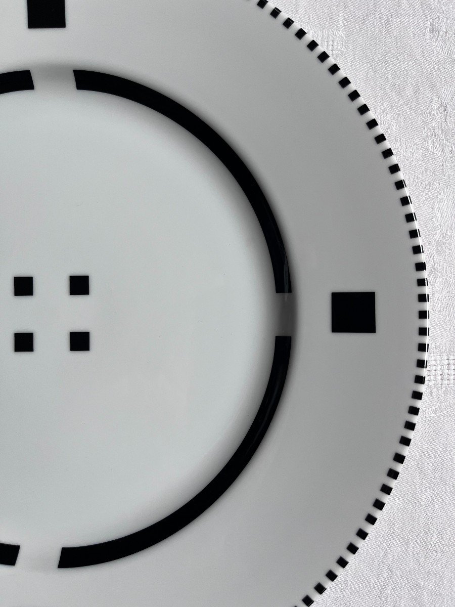 Swid & Powell "tuxedo" Porcelain Plates-photo-2