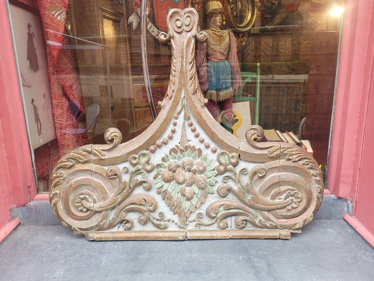 18th Century Door Top With Fruit Decorations