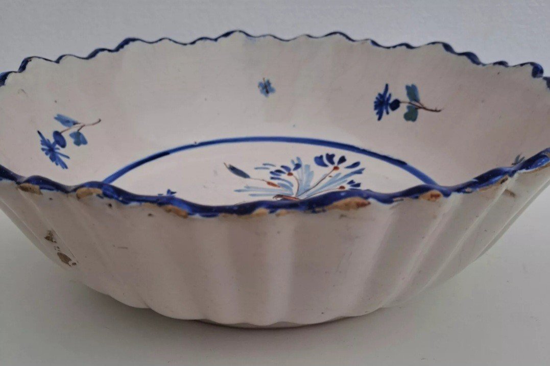 19th Century Earthenware Salad Bowl From Sainte-foy-la-grande -photo-4