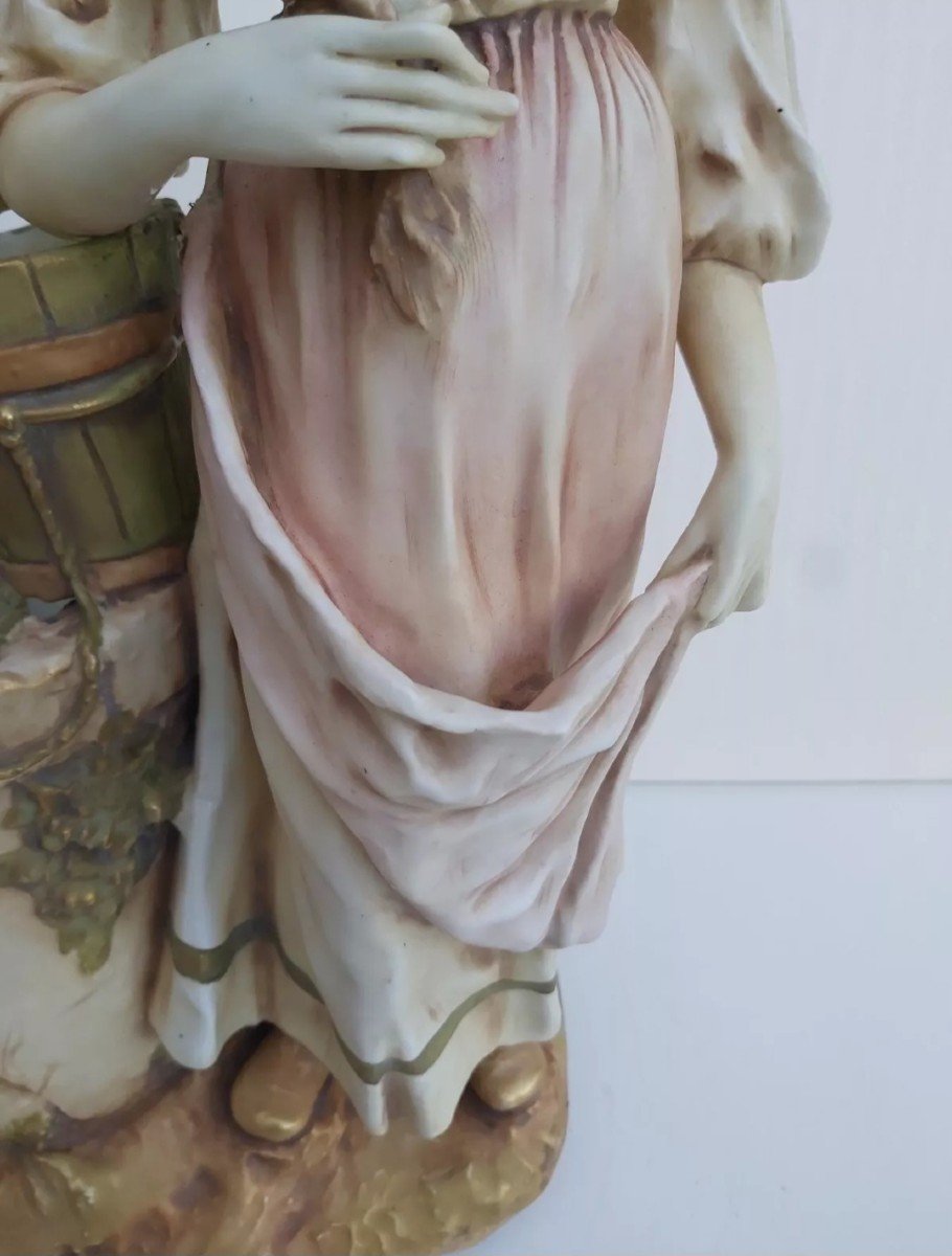 Woman At The Well Imperial Art Nouveau Porcelain Amphora -photo-3