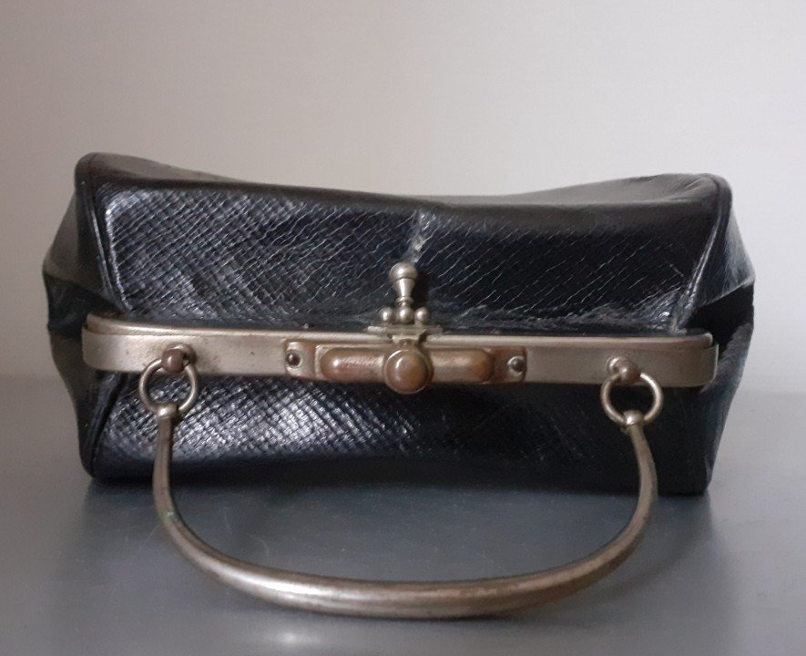 Small Black Leather Lady's Handbag 1900-photo-1