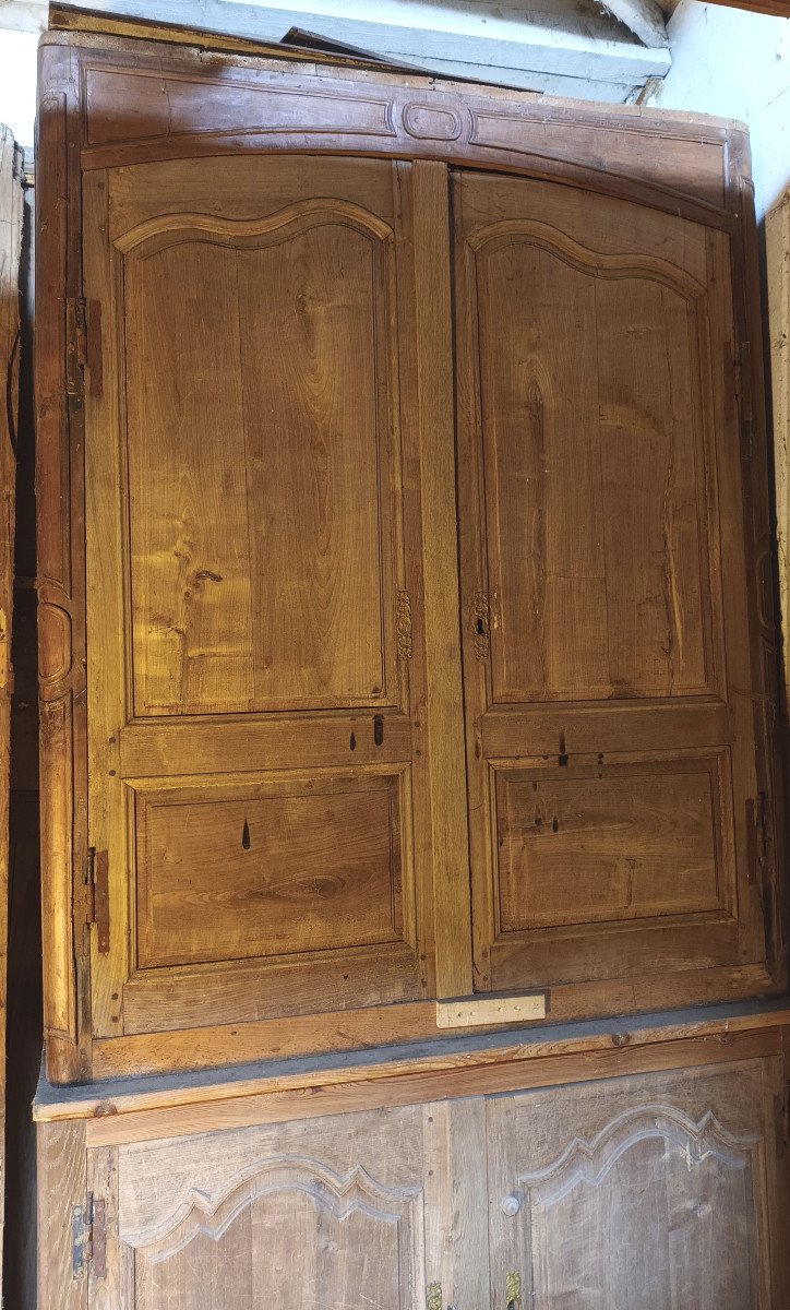 Large Cherry Wood Closet 18 Eme And 2 Panels Of Woodwork-photo-7