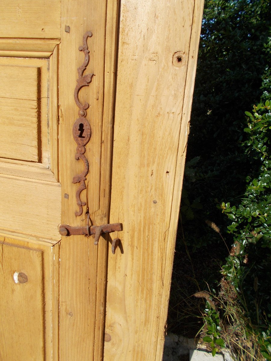 Simple And Friendly Framed Cupboard 18 Eme In Resineux-photo-2