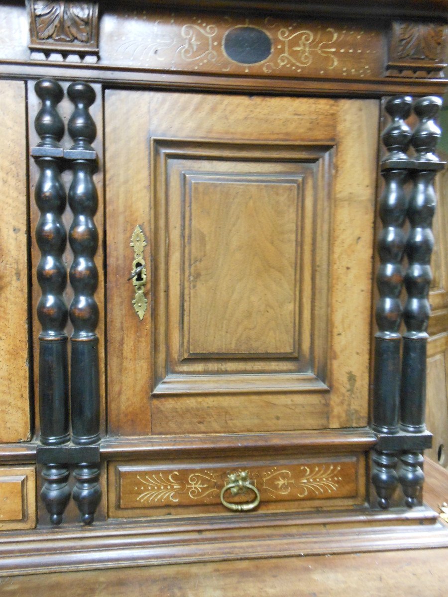 Modest Italian Cabinet Al In Walnut, 4 Doors 4 Drawers, XVIII Eme Sideboard 2 Corps Retreci-photo-4