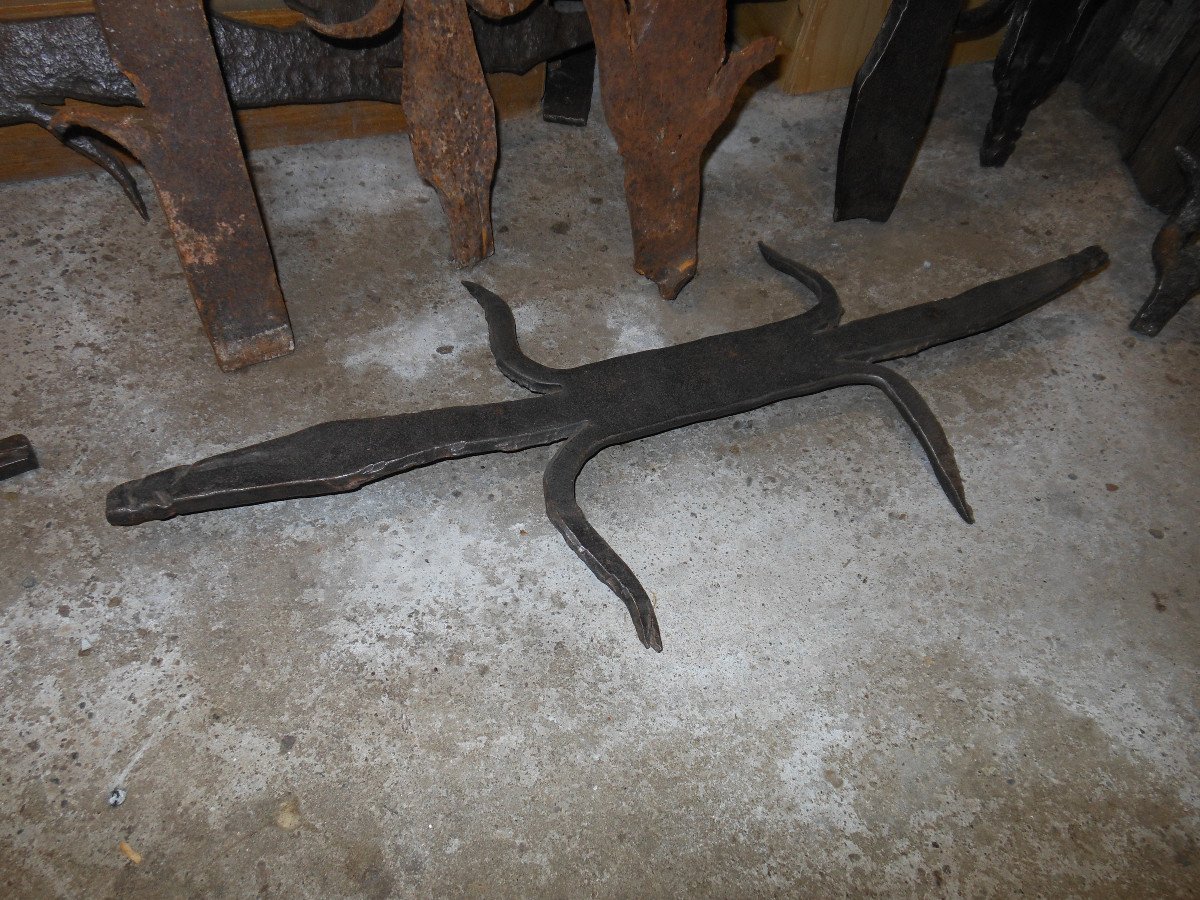 Twenty Wrought Iron Fenders From The 16th To The 19th Century-photo-4