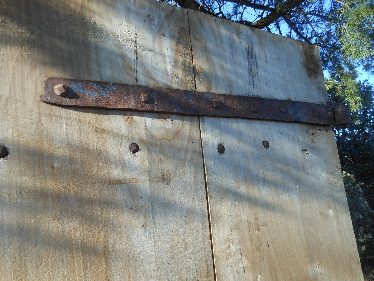 Attic Country Door In Its Juice-photo-3