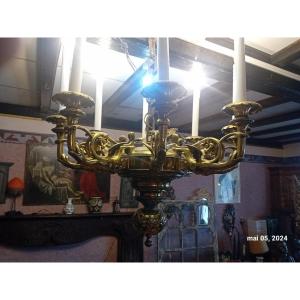 Large Dutch Chandelier With 8 Arms Of Light In Bronze