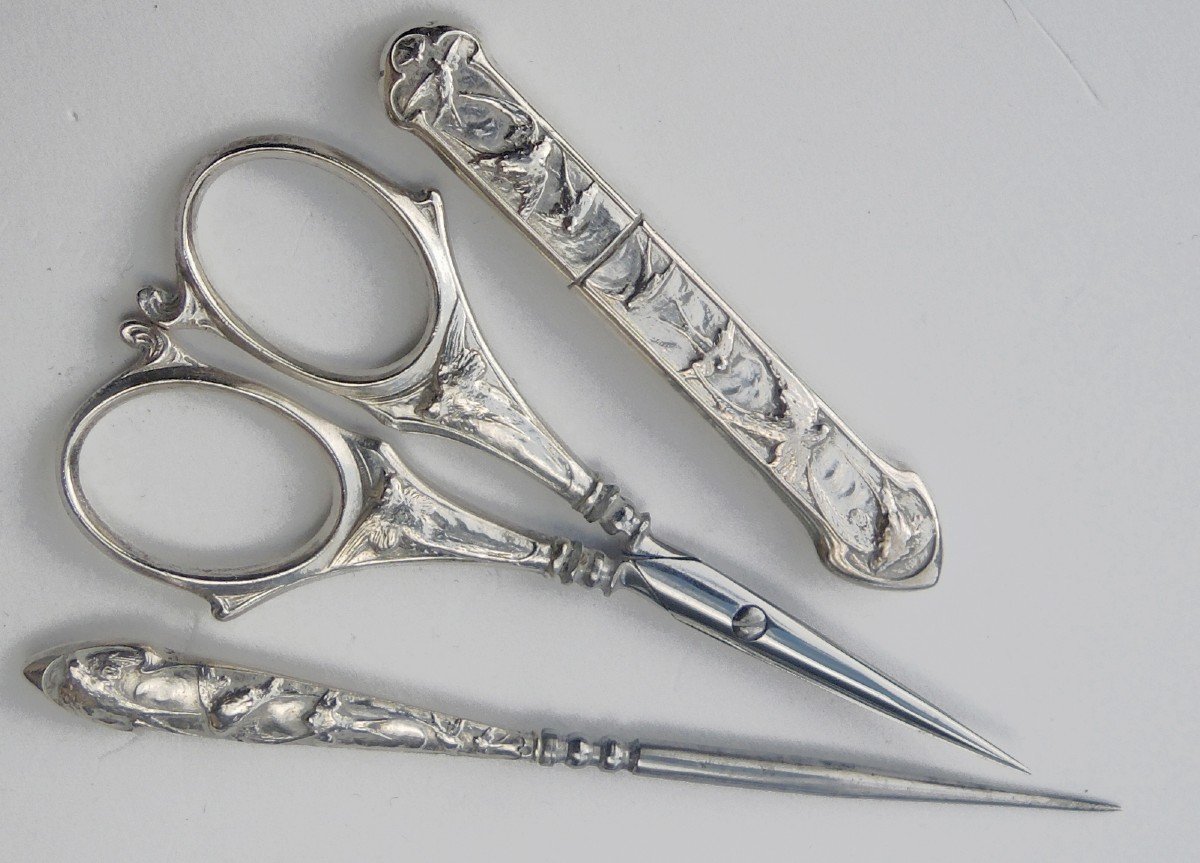 Sewing Kit In Sterling Silver Art Nouveau Swallows Late Nineteenth Early Twentieth-photo-1