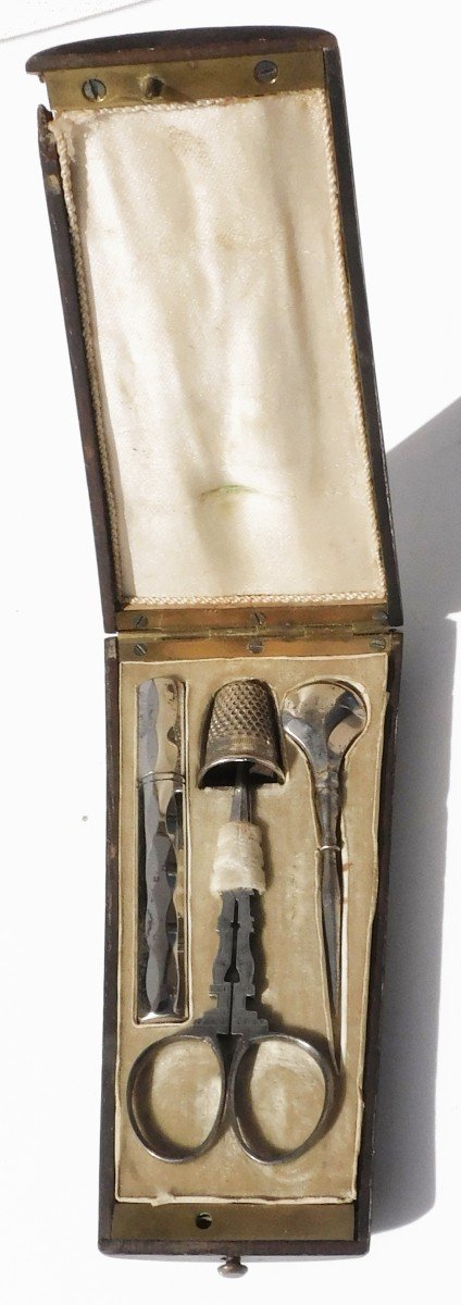 Old Napoleon III Steel Sewing Kit-photo-2