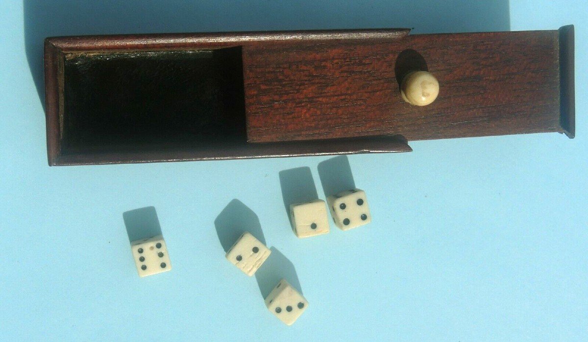 Old 19th Century Box Miniature Dice Game Box For Children's Wooden Dolls-photo-4