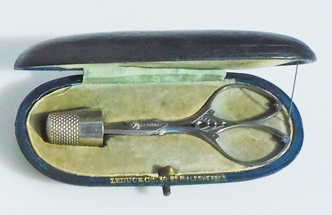 Pair Of Antique Scissors Signed Leduc & Cie In Their Leather Case And Box Early 20th Century-photo-3