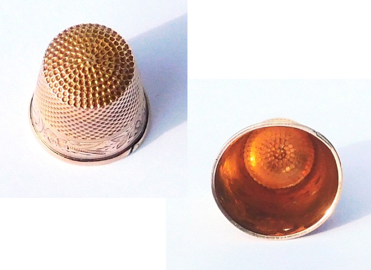 Small Sewing Thimble In 18 Carat Solid Gold For Little Girl Late 19th Century -photo-1