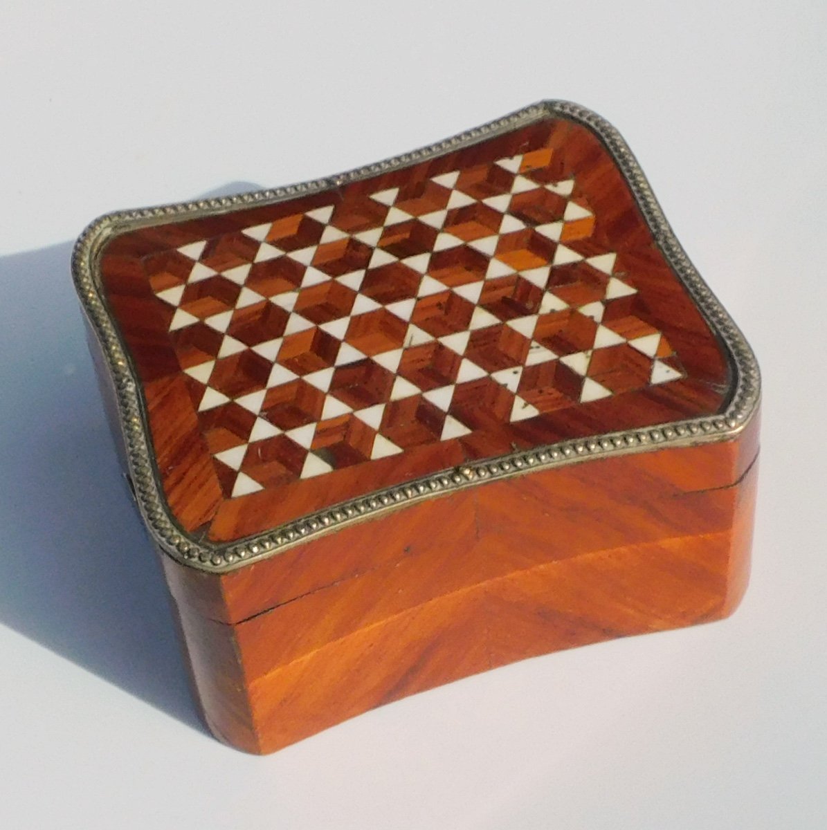 Antique 19th Century Napoleon III Marquetry Watch Box-photo-3