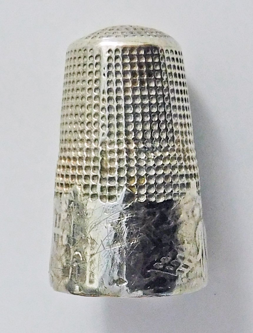 Solid Silver Thimble Fable De La Fontaine, "the Wolf Who Became A Shepherd"-photo-2