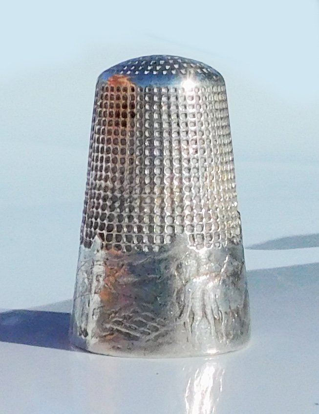 Solid Silver Thimble Fable De La Fontaine, "the Wolf Who Became A Shepherd"-photo-1