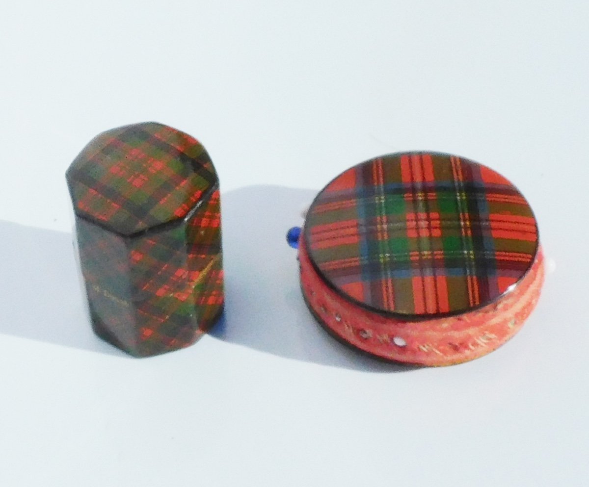 Pique à aiguilles épingle aiguilles  Et Porte Dé à Coudre Tartan ware  XIXe nécessaire couture-photo-1