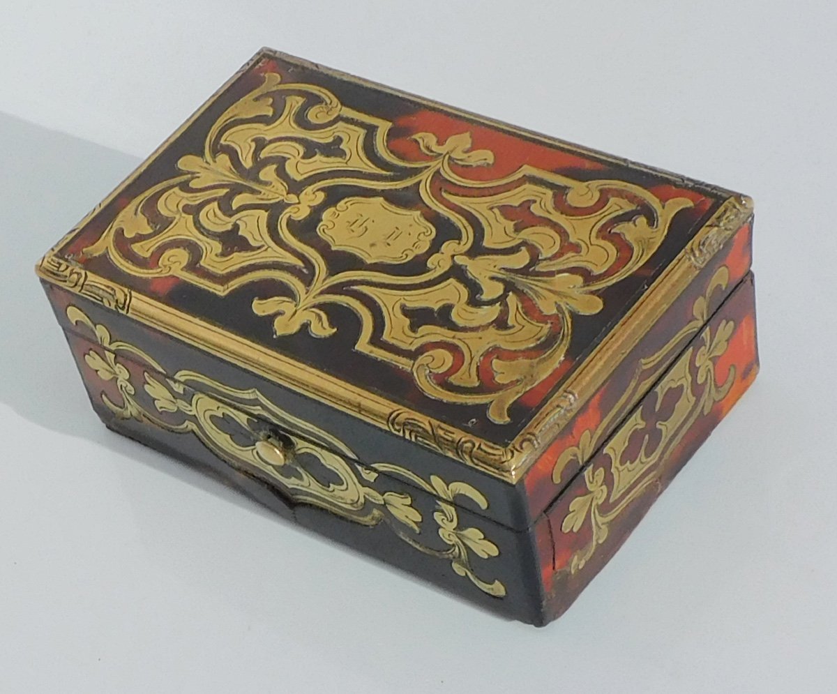 Small 19th Century Marquetry Box With Boulle Napoleon III Stamps -photo-5