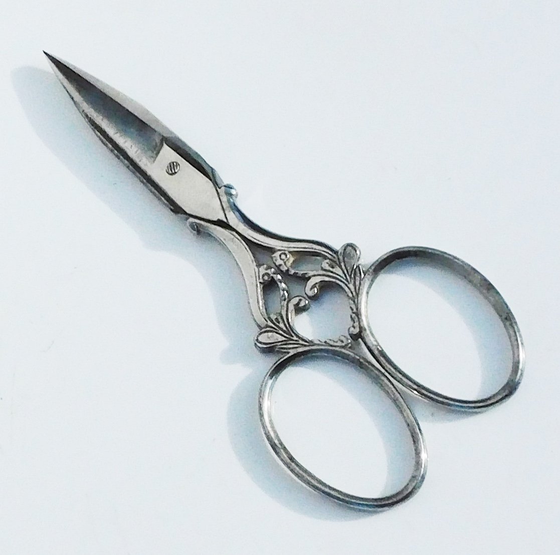 Pair Of Antique Sewing Embroidery Nail Scissors Late 19th Early 20th Century Steel Art Nouveau -photo-3