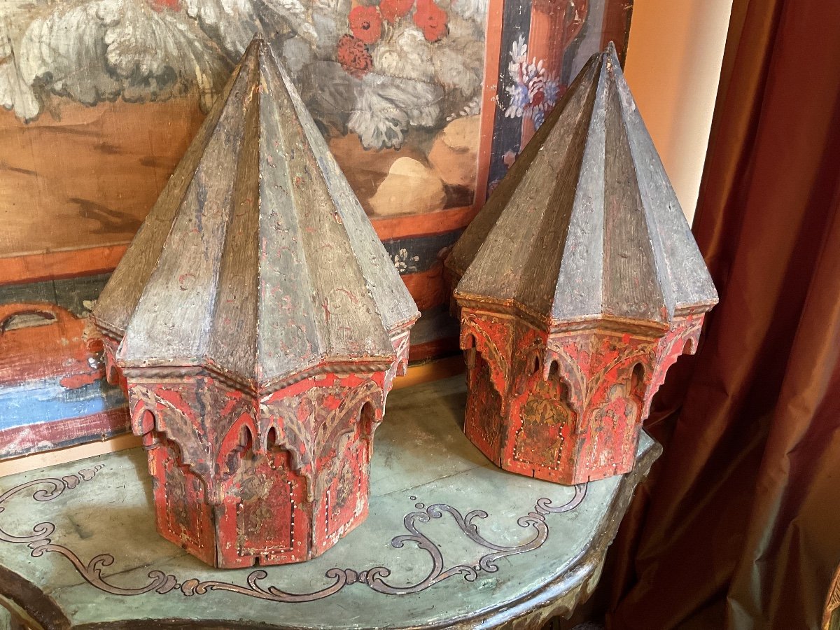 Pair Of Moroccan Capitals In Polychrome Wood From The 19th Century