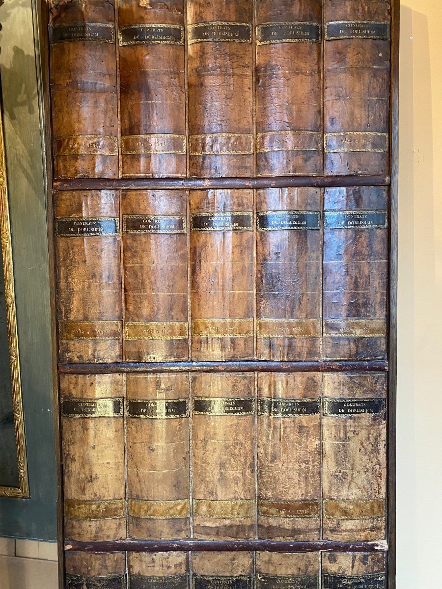 Wooden Panel Covered With 18th Century Leather Bindings (can Be Used As A Door)-photo-3