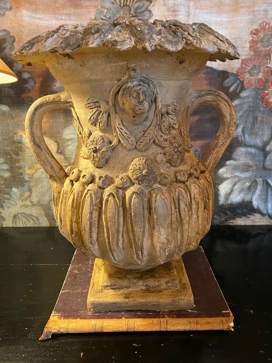 Paire De Vases En Terre Cuite Restaurés ( Italie 18 ème )-photo-3